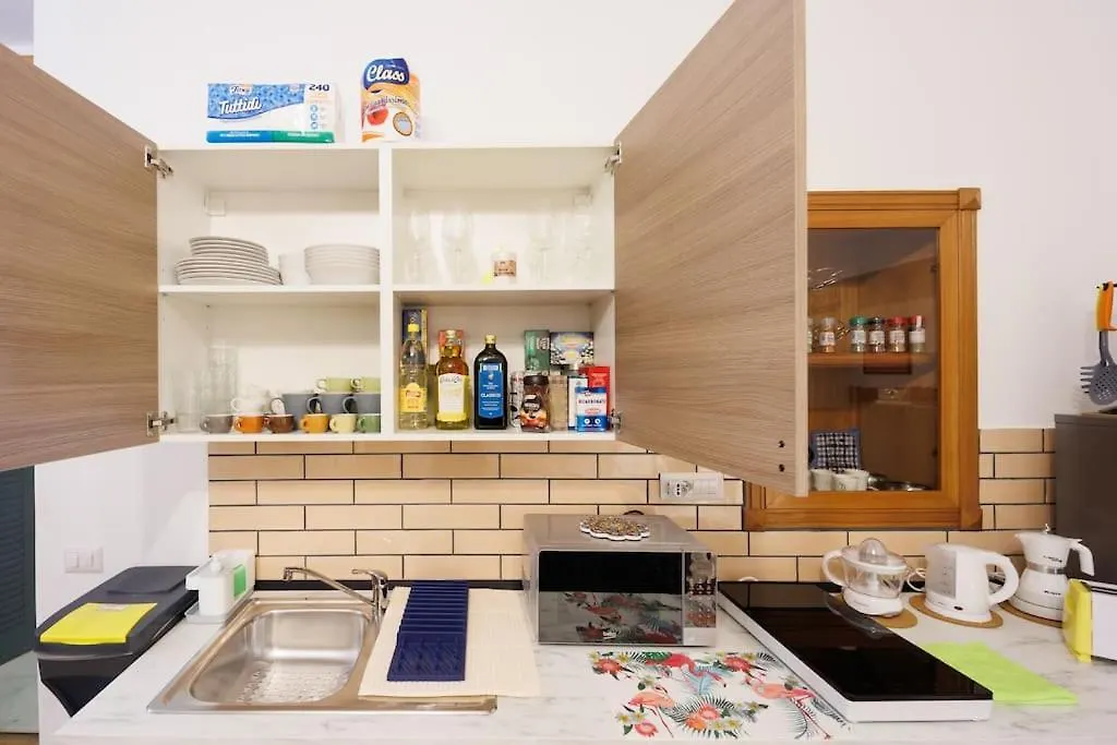 Dante Apartament For Group And Family By Housein나폴리 나폴리