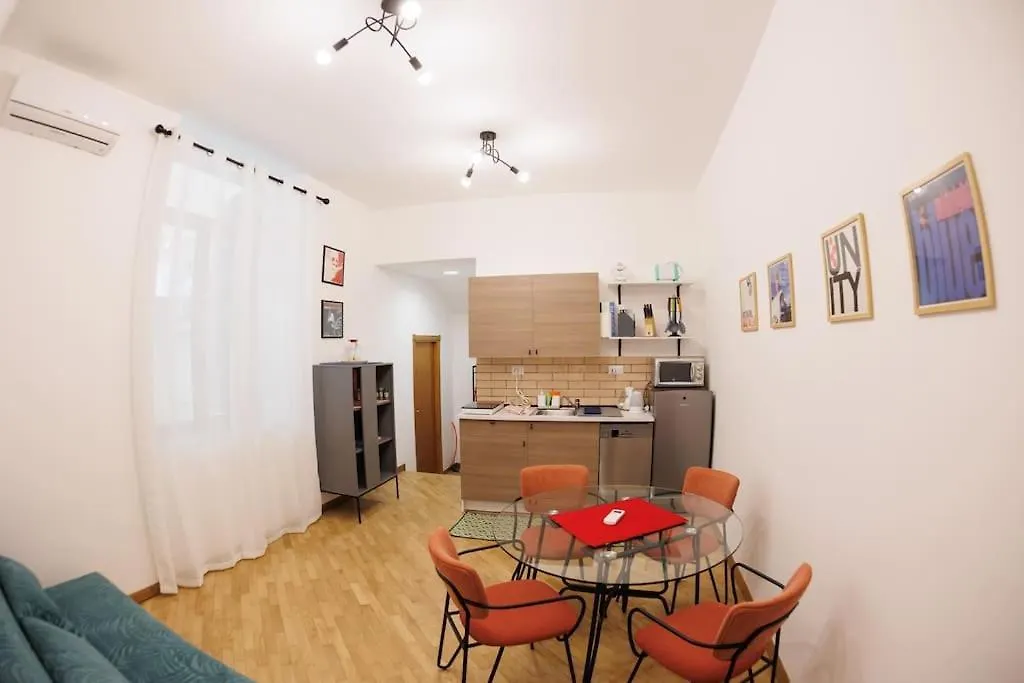 Apartment Dante Apartament For Group And Family By Houseinnaples